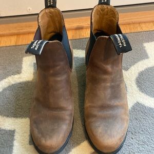 Blundstone Brown Heeled Chelsea Boots